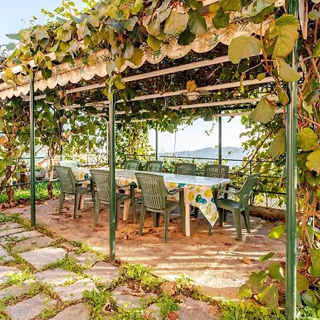 Sea-view Retreat - Pool, Tavern, Fireplace 度假居 拉帕洛