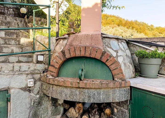 Sea-view Retreat - Pool, Tavern, Fireplace * Рапалло