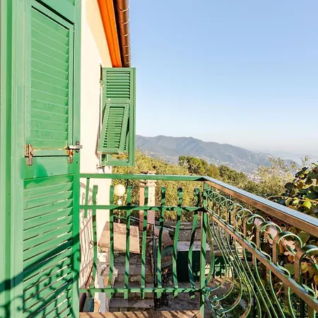 Dom wakacyjny Sea-view Retreat - Pool, Tavern, Fireplace *