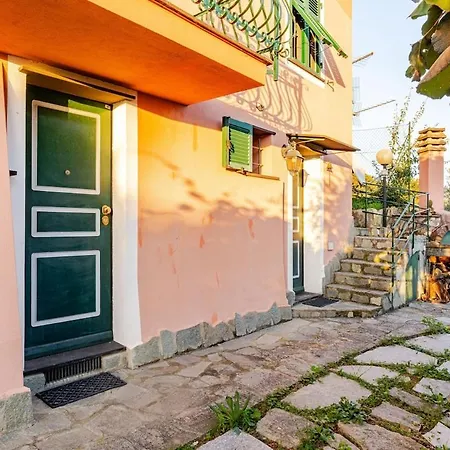 Feriehus Sea-view Retreat - Pool, Tavern, Fireplace