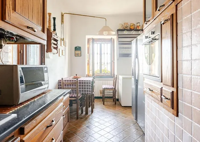 Sea-view Retreat - Pool, Tavern, Fireplace Rapallo